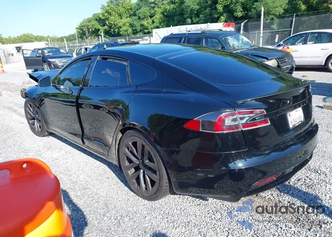 2021 Tesla Model S из США, поврежденный, VIN 5YJSA1E69MF439195